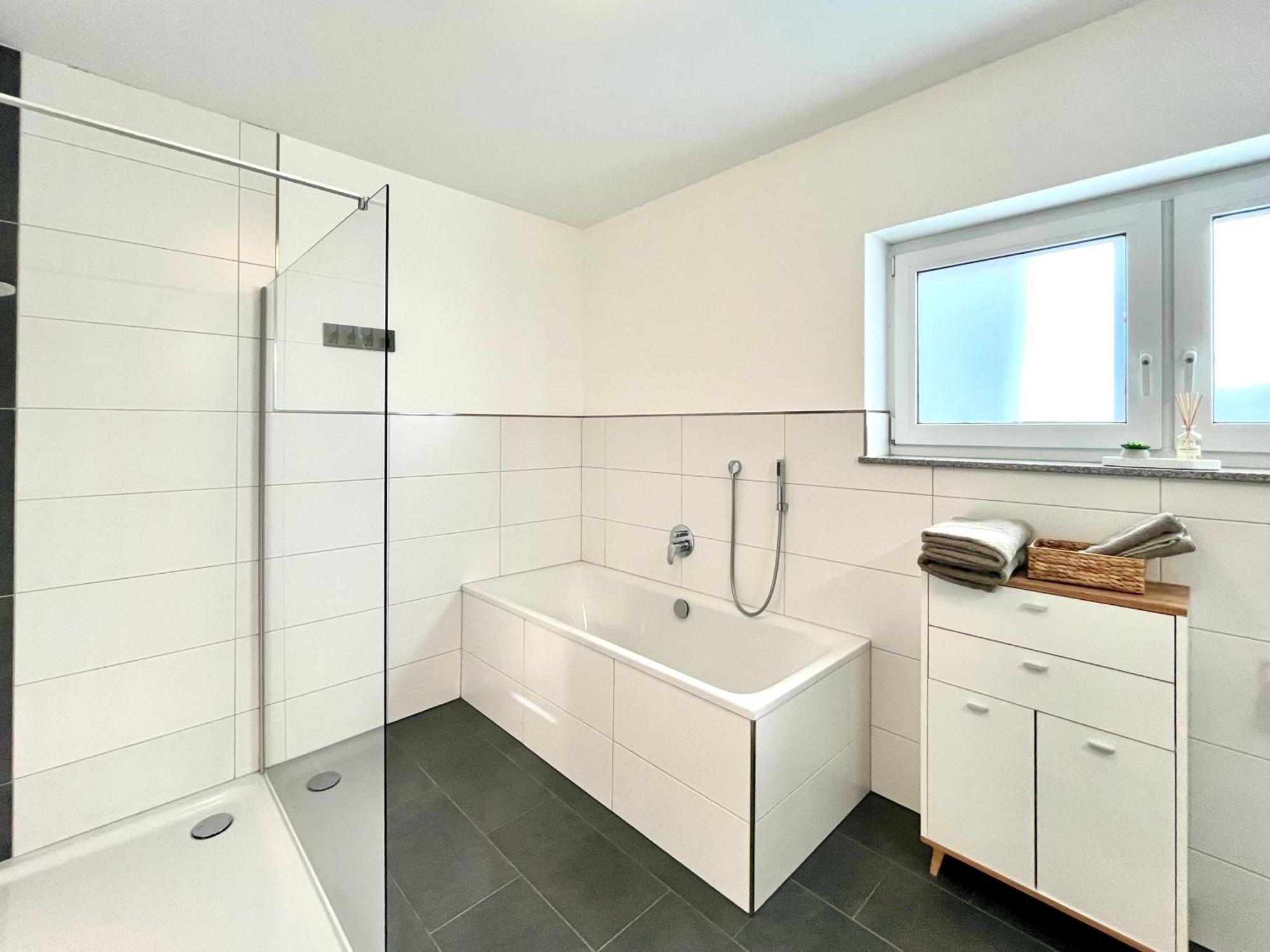 Ferienwohnung Moseltraum, 1-6 Pers, Mit 3 Schlafzimmer Und Panoramabalkon Mueden ภายนอก รูปภาพ